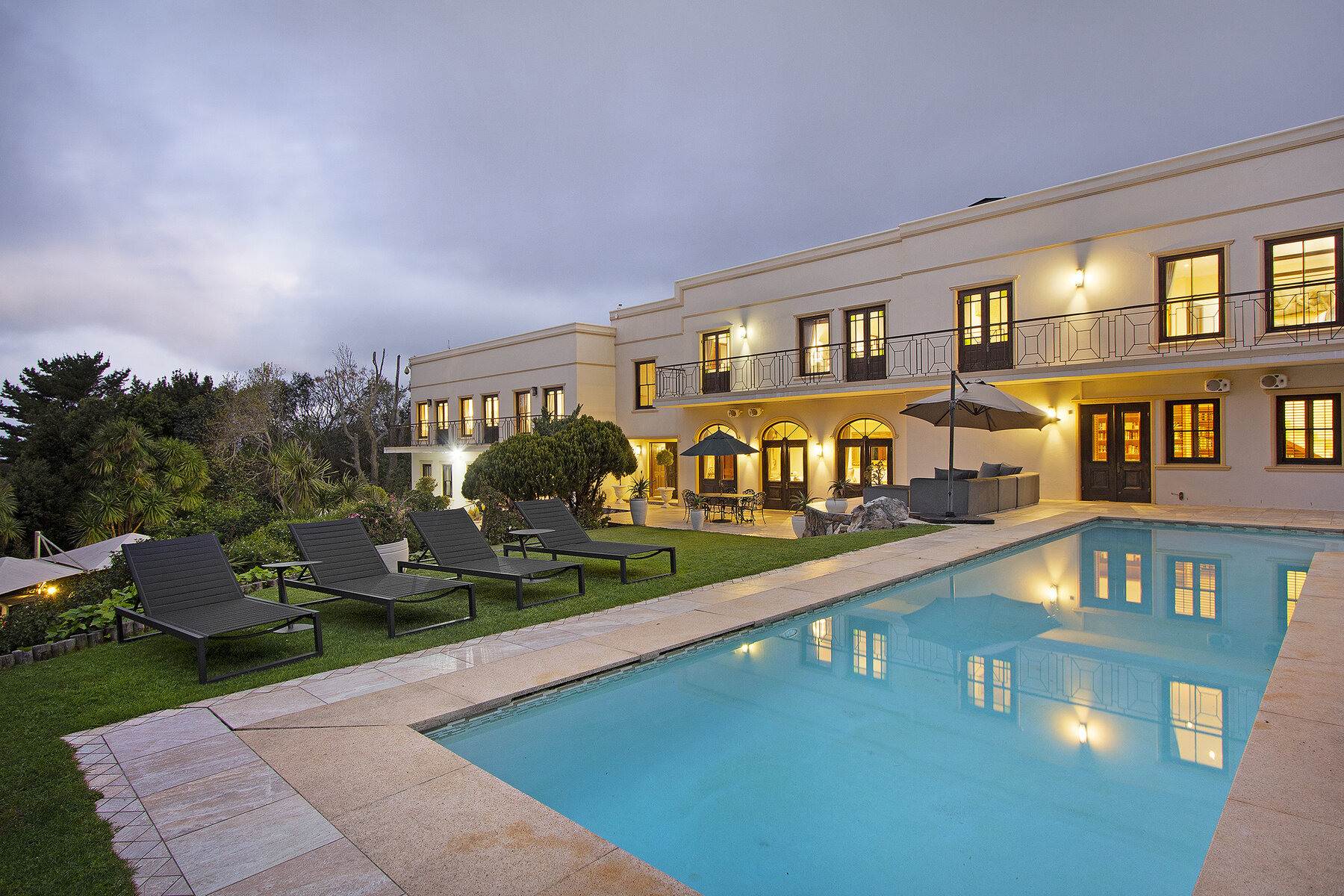 Lyonesse House private villa, Constantia